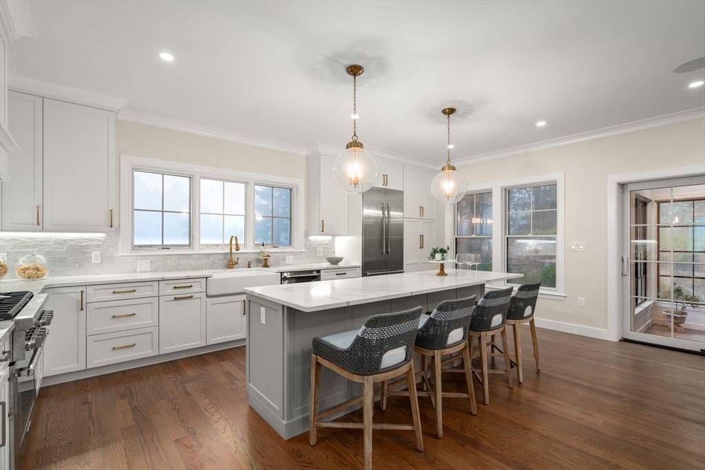 Dedham, MA 02026,112 Horrigan Drive #20