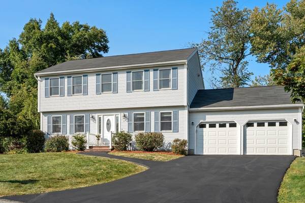 4 Celia Cir, Methuen, MA 01844