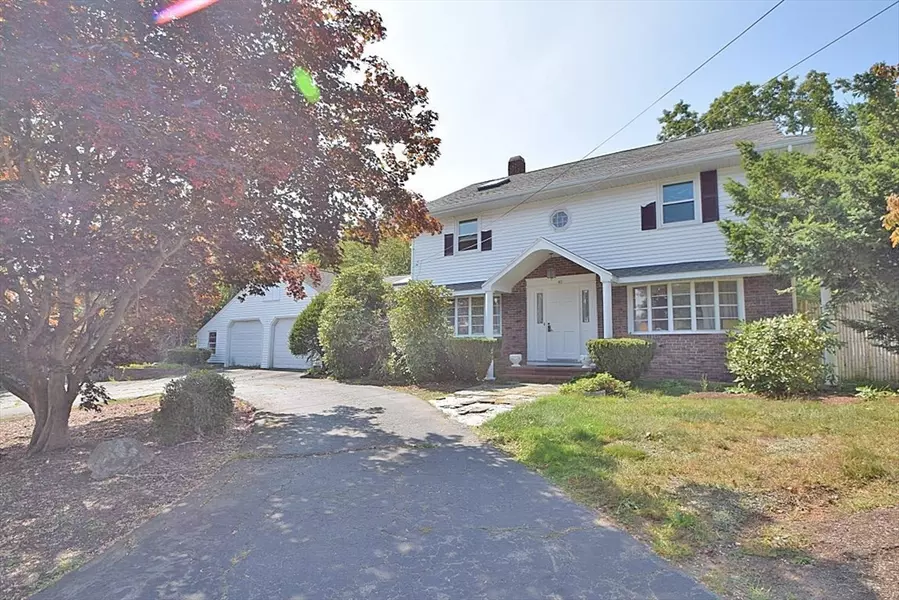 40 High St, Randolph, MA 02368