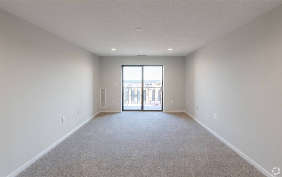 2 Ocean Ave #704, Revere, MA 02151