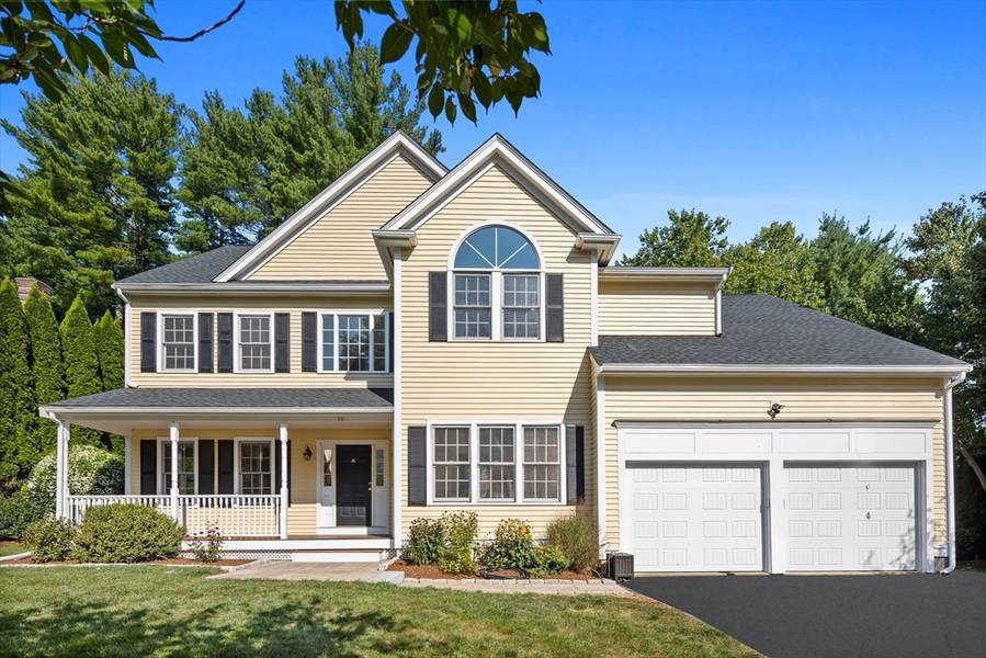 10 Walnut St #10, Acton, MA 01720