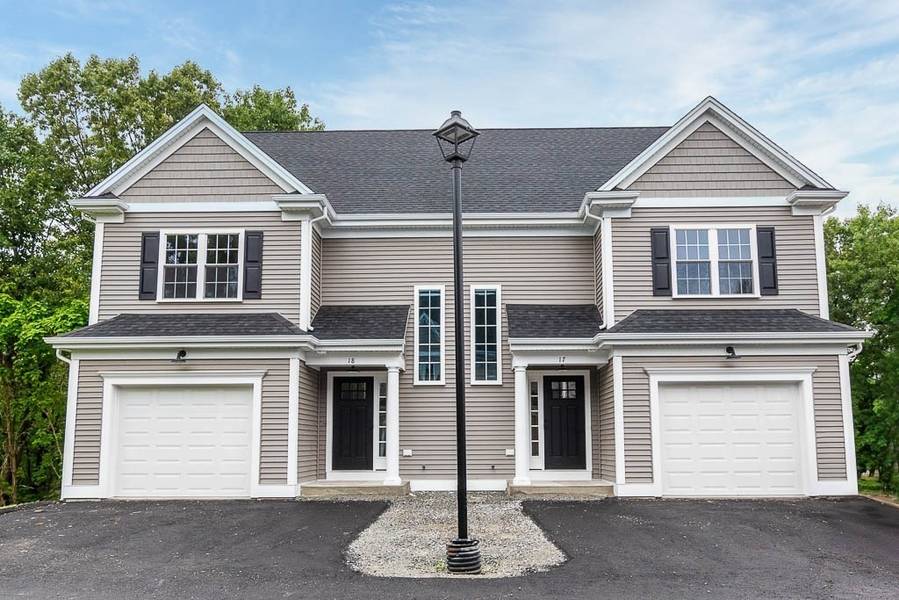 106 Pond St #16, Attleboro, MA 02703