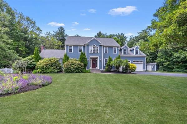 34 Buffum Rd,  Hanover,  MA 02339