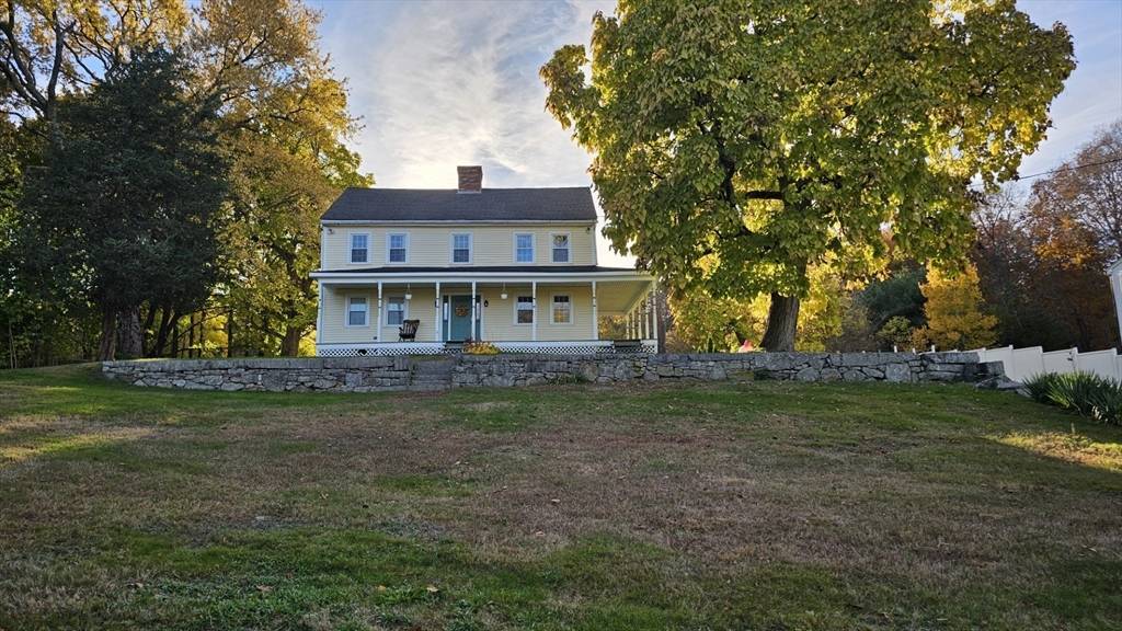 95 Providence Street, Mendon, MA 01756