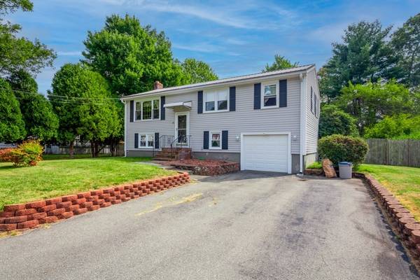 29 Theresa Rd, Brockton, MA 02302