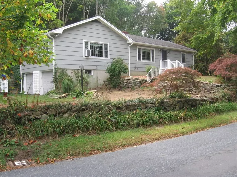 40 Spring Hill, Sandwich, MA 02537