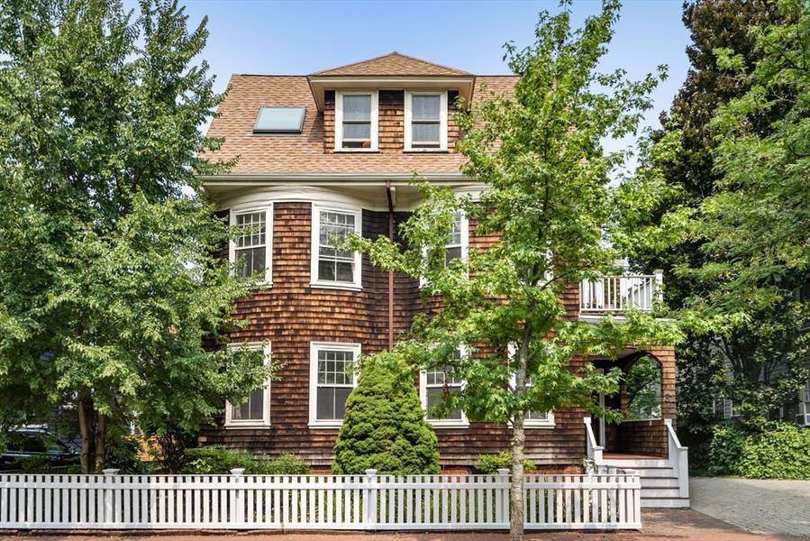 31 Upland Road #1, Cambridge, MA 02140