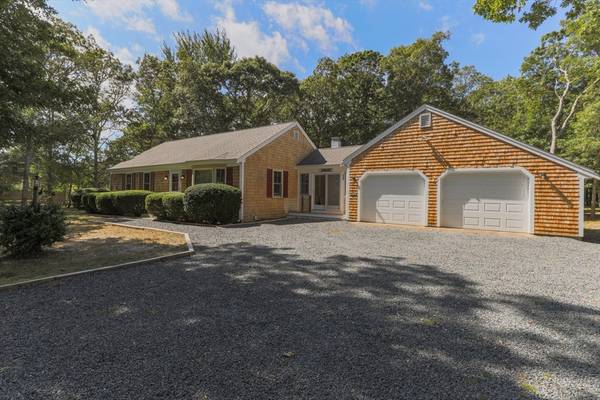 55 Berry Ave, Yarmouth, MA 02673