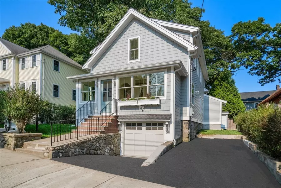 94 Sunset Rd, Arlington, MA 02474