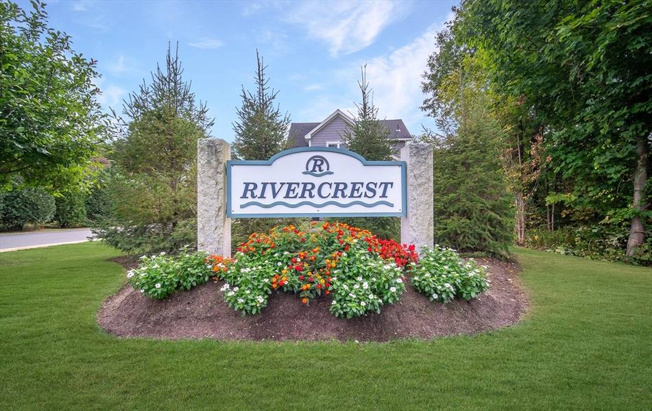 7 Rivercrest Way #7, South Hadley, MA 01075