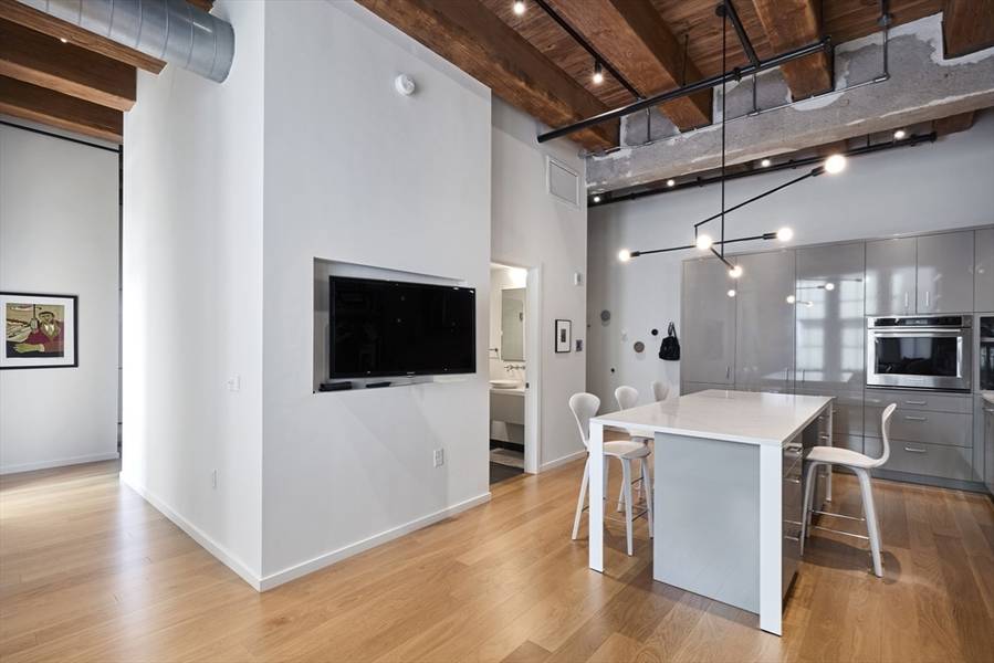 319 A St #402, Boston, MA 02210