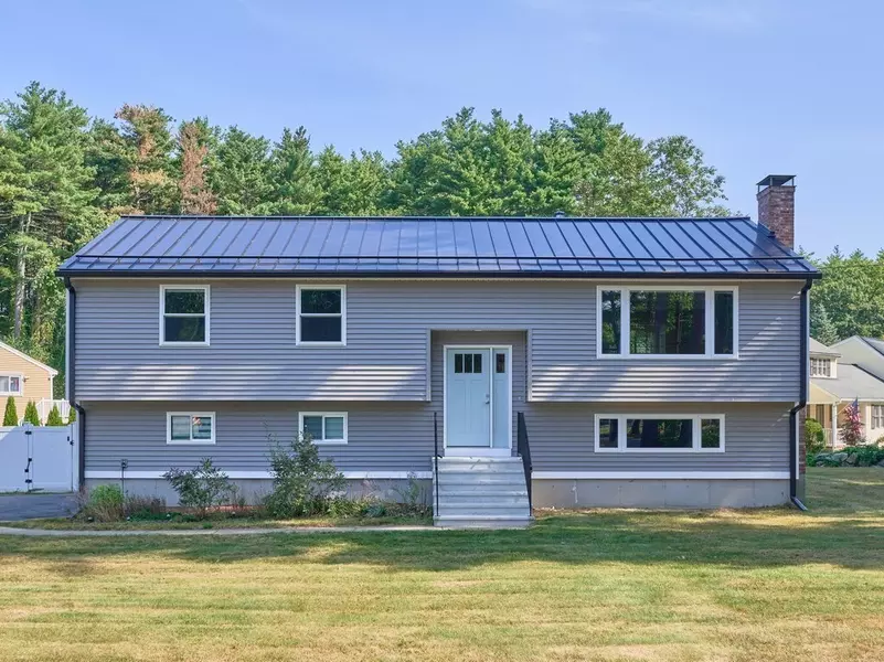 20 Johnson Ave, Hudson, MA 01749