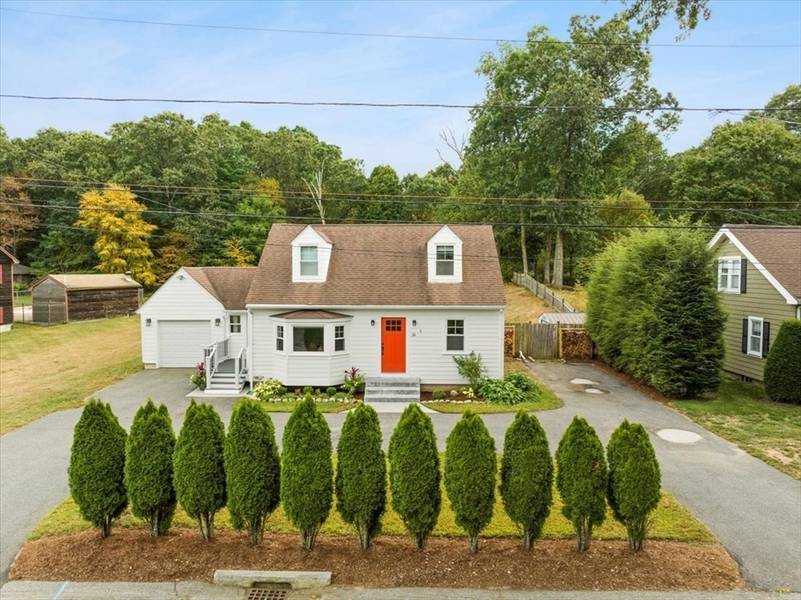 35 Archer Street, Wrentham, MA 02093