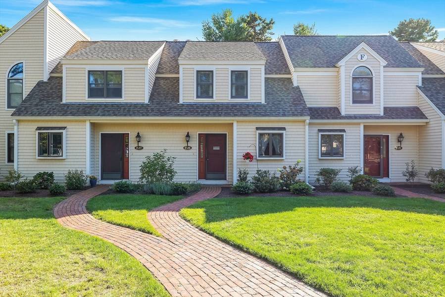 38 Shellback Way #F, Mashpee, MA 02649