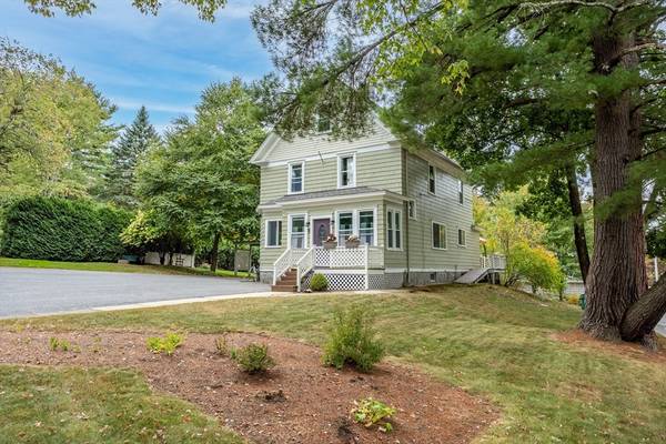 Uxbridge, MA 01569,31 Carney St