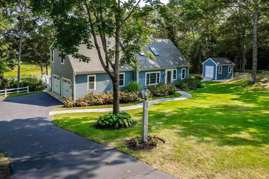 92 Augusta National Dr, Barnstable, MA 02675