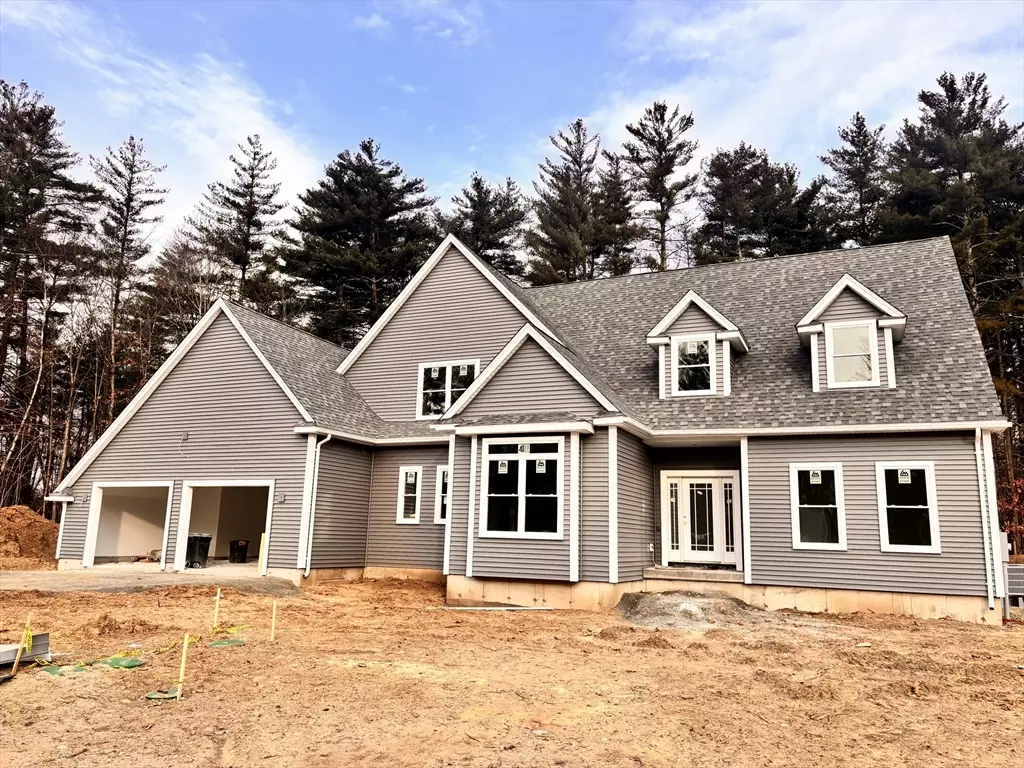 Hadley, MA 01035,8 Colony Drive