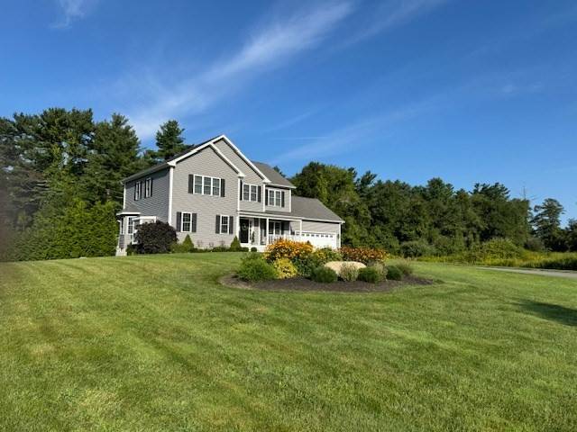 9 Blacksmith Dr, Acushnet, MA 02743