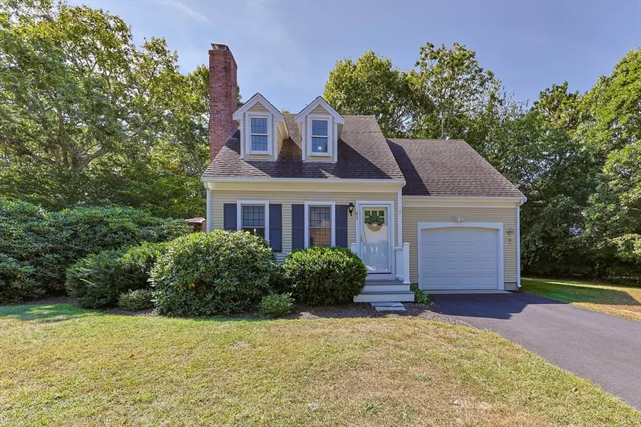 85 Eben Smith Rd, Barnstable, MA 02632