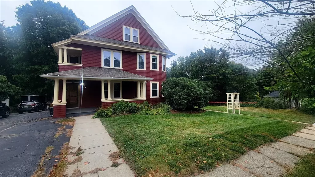 17 Colonial Road #1, Worcester, MA 01602