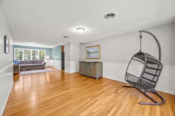 Barnstable, MA 02632,19 Seth Parker Rd