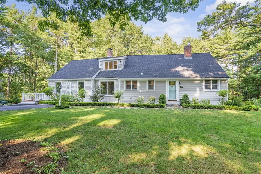 133 King Phillips Path, Duxbury, MA 02332