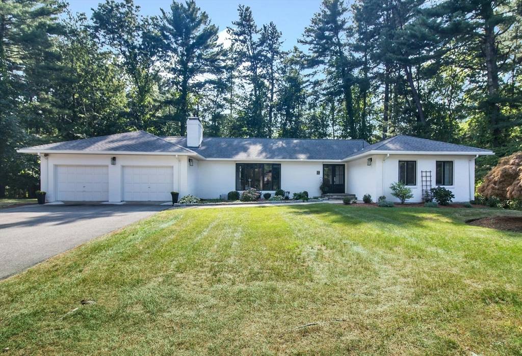 29 Farrwood Drive, Andover, MA 01810