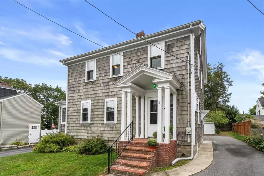 4 Washington St, Plymouth, MA 02360