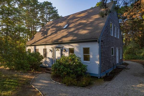 60 Homestead Ln, Wellfleet, MA 02667