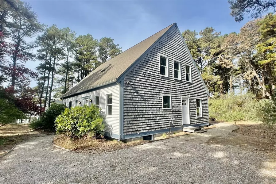 60 Homestead Ln, Wellfleet, MA 02667