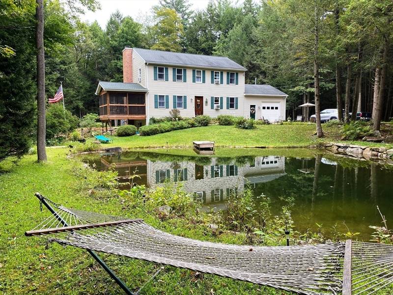 1196 Bancroft Rd, Becket, MA 01223