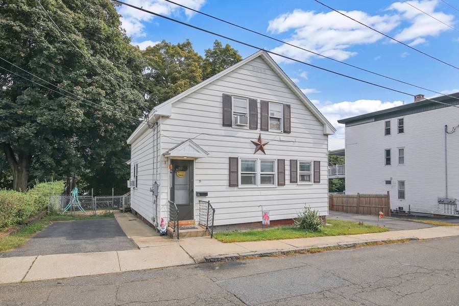 25 North St, Palmer, MA 01080