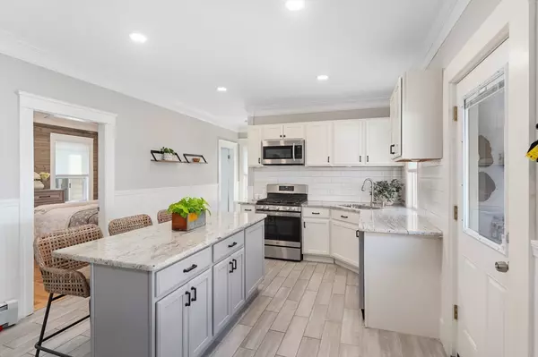Worcester, MA 01604,12 Caprera Road