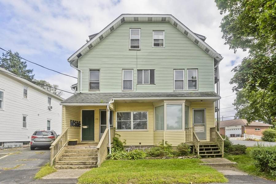 337 Newton St, South Hadley, MA 01075