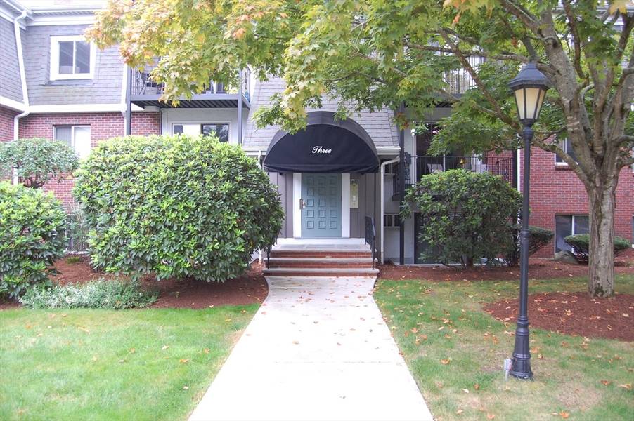 80 Walnut Street #303, Canton, MA 02021