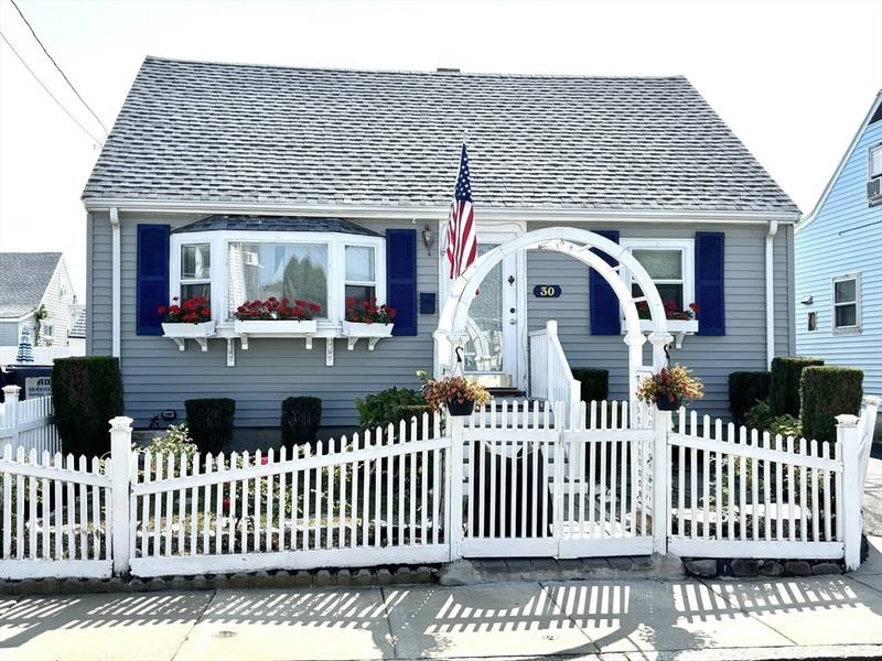 30 Townsend St., Winthrop, MA 02152