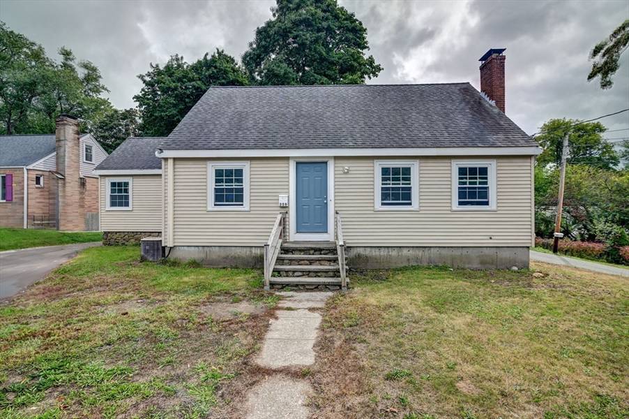 359 Union St, Braintree, MA 02184