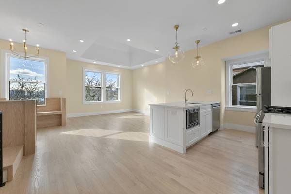 160 Webster #3, Boston, MA 02128