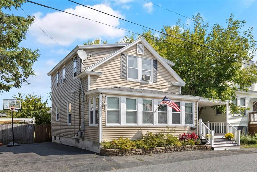 105 Leroy Ave, Lawrence, MA 01841