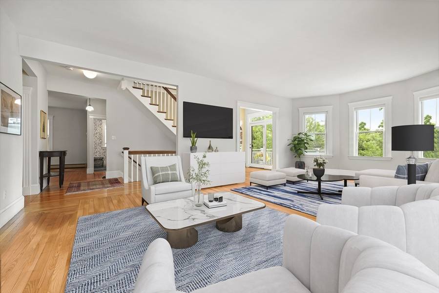 62 Atherton Rd #2, Brookline, MA 02445