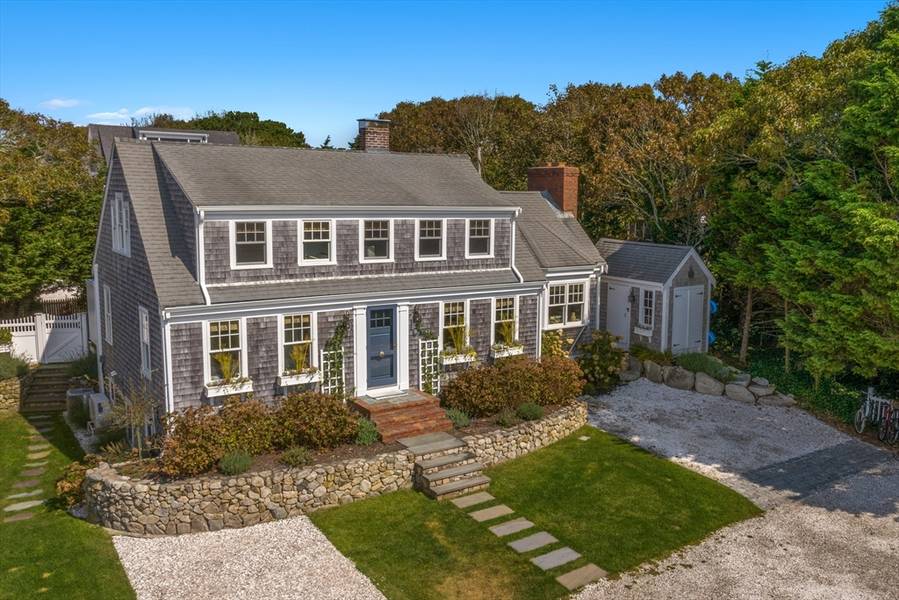 8 Port Pines Rd, Harwich, MA 02646