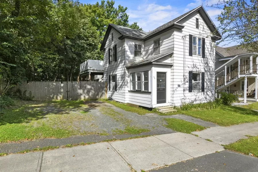 275 Francis Ave, Pittsfield, MA 01201