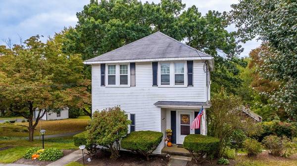 120 Dutcher St, Hopedale, MA 01747