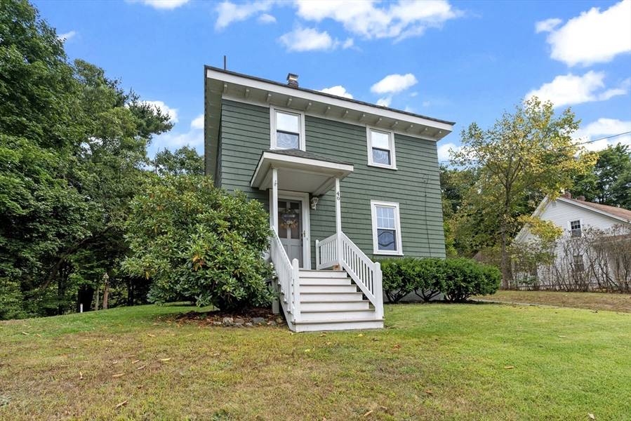 46 Shears St, Wrentham, MA 02093