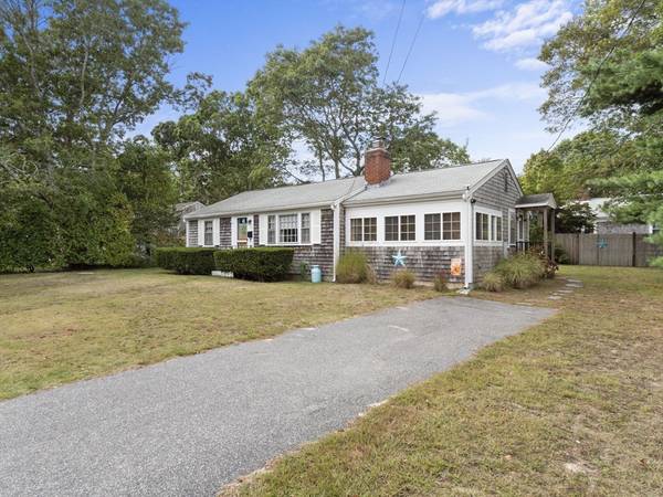 Yarmouth, MA 02664,6 Lauries Ln