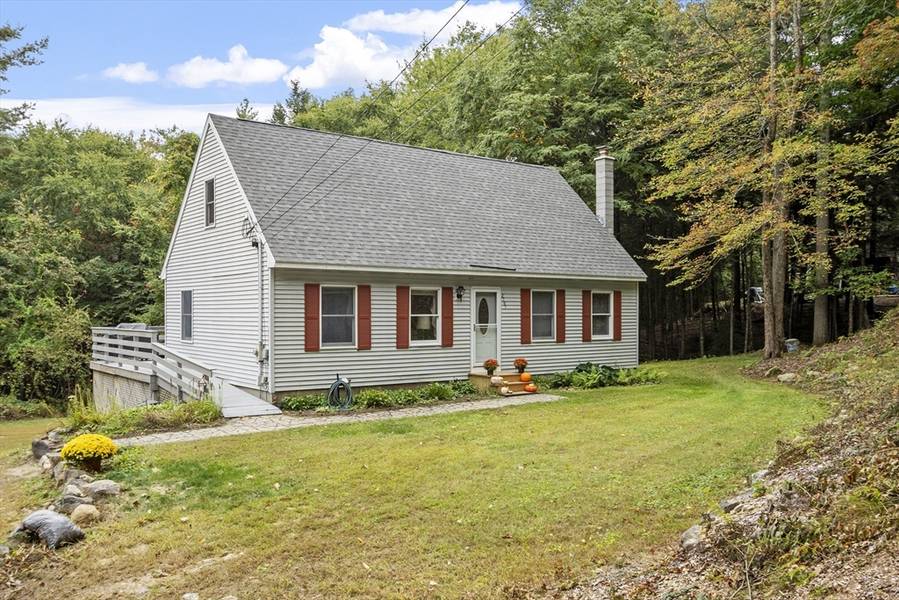 2707 Old Keene Rd, Athol, MA 01331