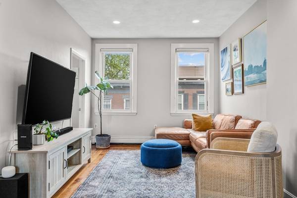 23 Sullivan St #3, Boston, MA 02129