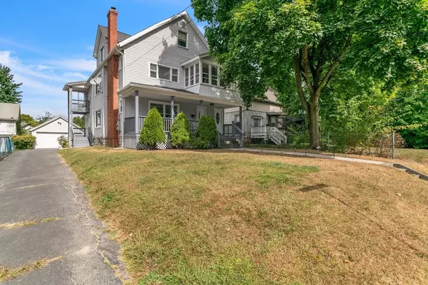 Holyoke, MA 01040,1133-1135 Hampden St