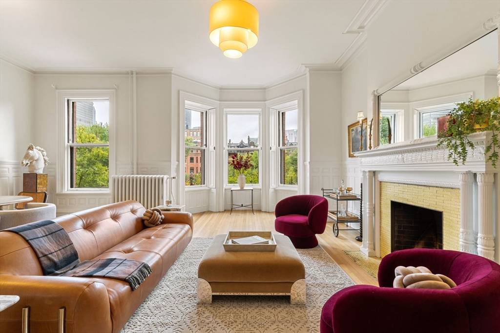 339 Commonwealth Ave #2, Boston, MA 02115