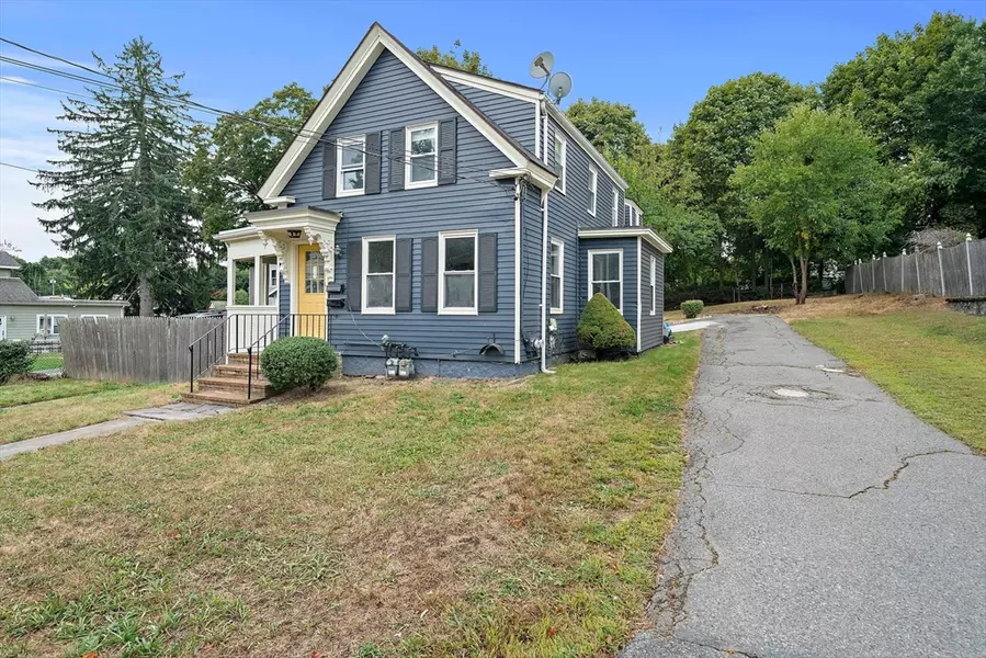 136 Shaw St, Braintree, MA 02184